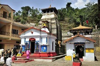 Guptkashi - Sonprayag - Kedarnath Trek (35 km drive / 18 km Trek each side)